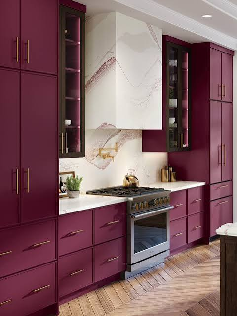 How Custom Kitchen Cabinets Can Improve Your Kitchen Organization